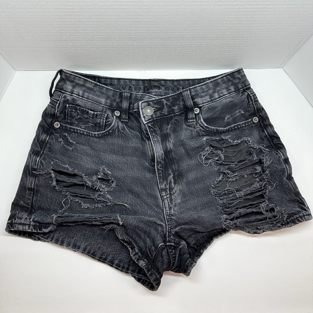 American‎ Eagle Shorts Women's 2 Black Distressed Denim Cutoff Ripped Raw Hem